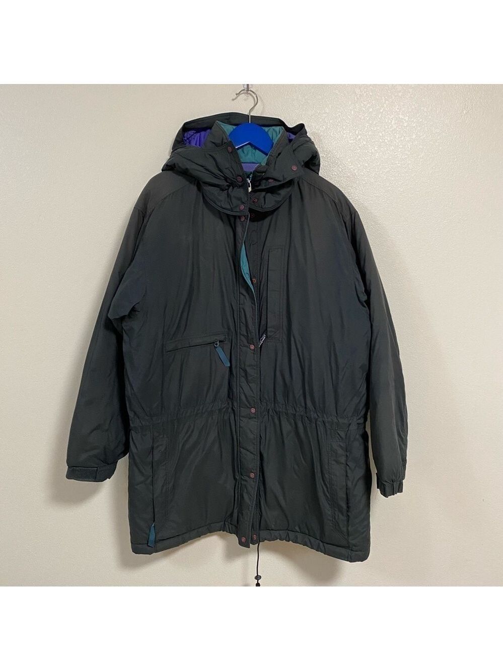 Patagonia Jacket Women’s Size Large Black Hooded Ski Snow Parka Anorak Jacket
